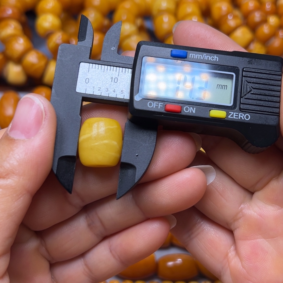 琥珀未镶嵌吊坠(不含链)