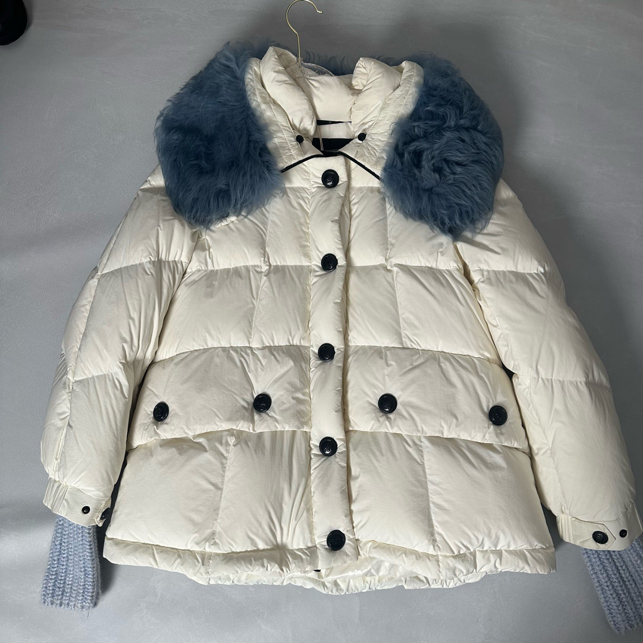 99新 MONCLER 葡萄籽奢潮/毛领白色羽绒服/2码