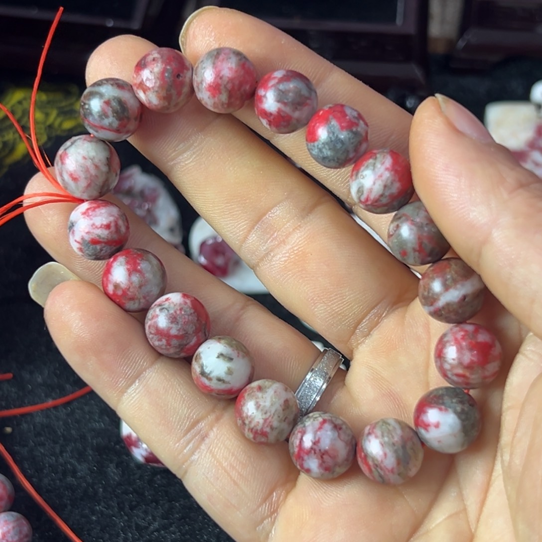 天然辰砂原石手串