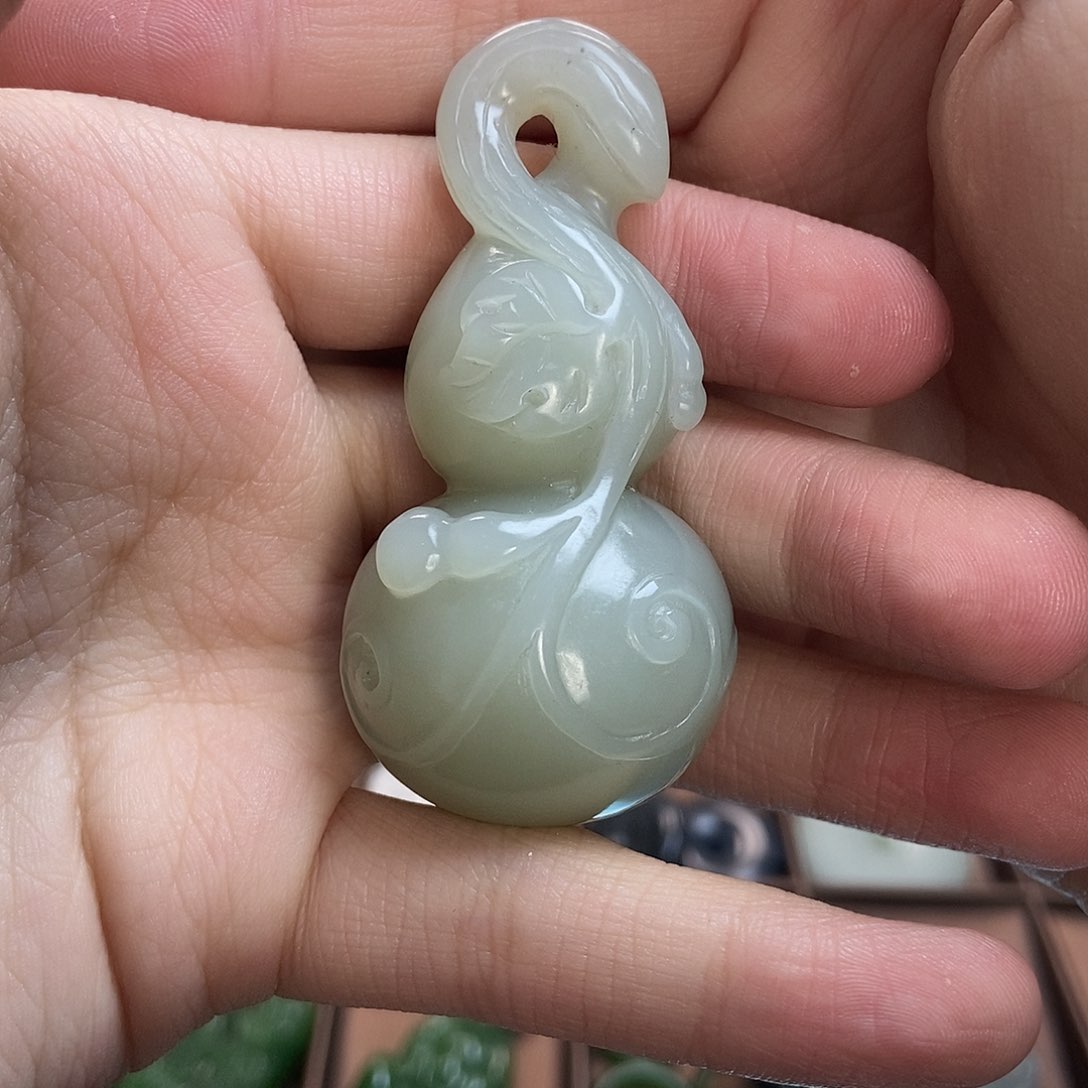 和田玉（糖玉）颈饰未镶嵌