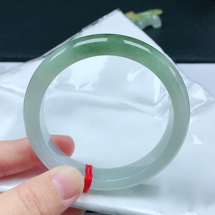 【闪购商品】翡翠手镯未镶嵌天然翡翠手镯