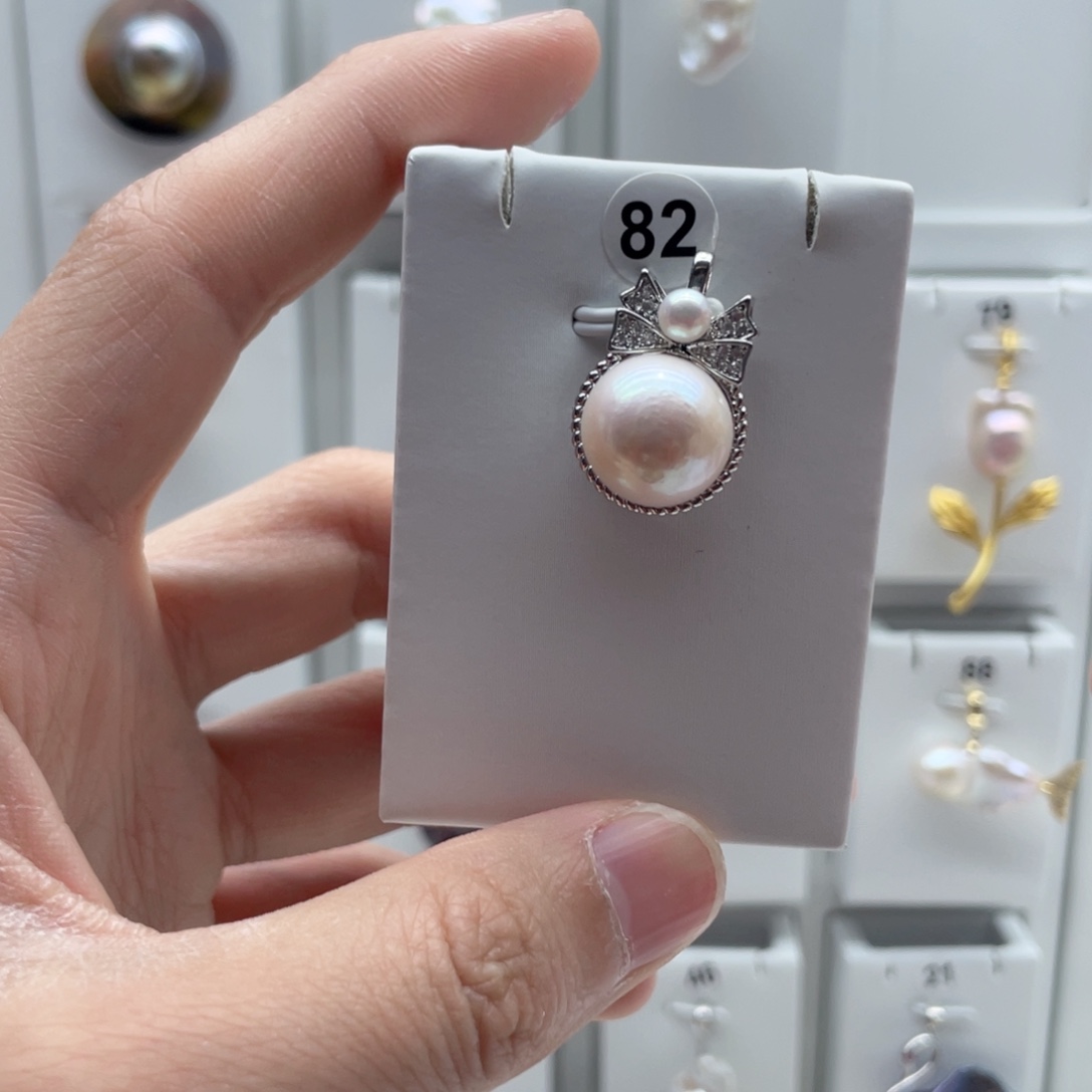 合金颈饰淡水珍珠