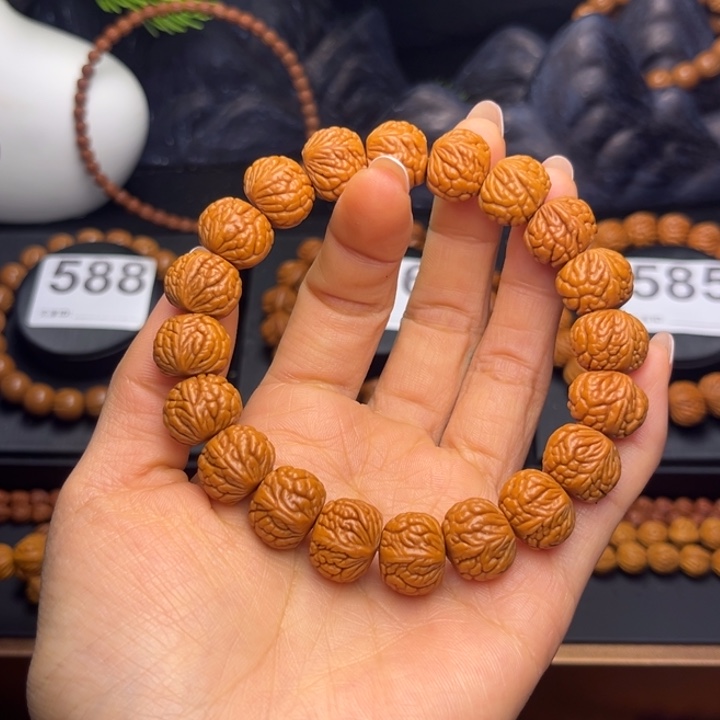 吉***照吊坠桃核荔枝纹14