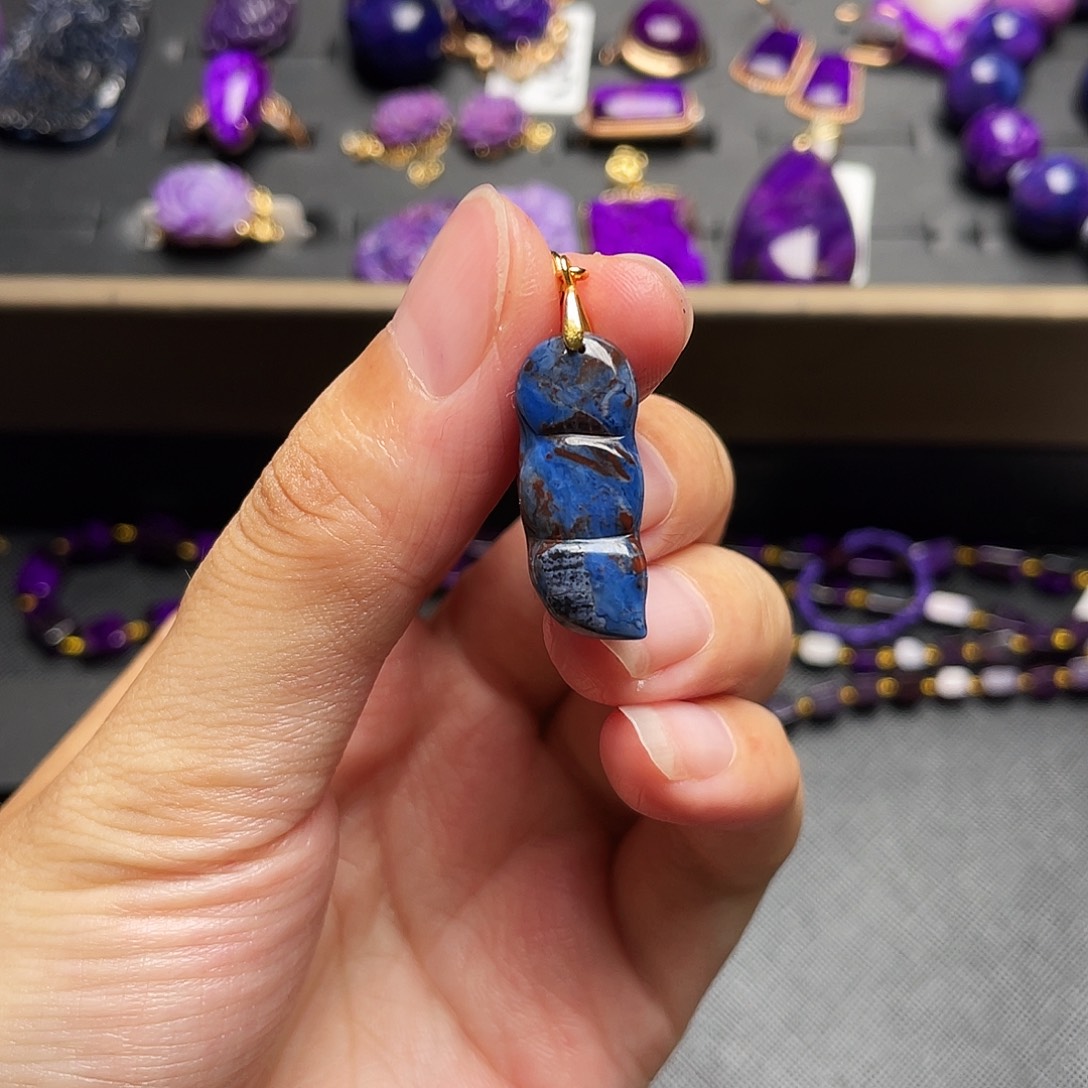 银S925镶嵌苏纪石（舒俱来）提溜