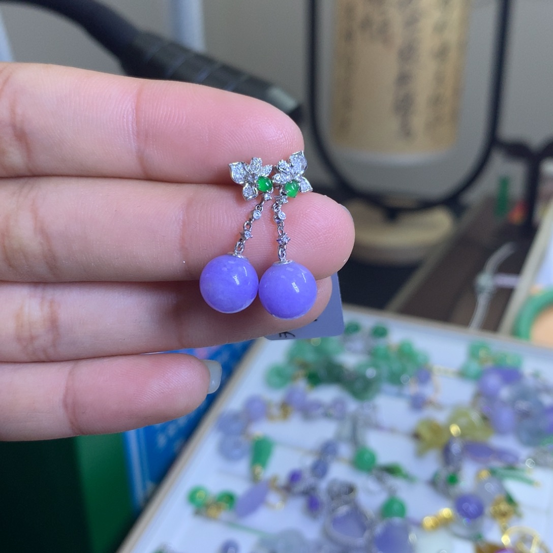 翡翠颈饰18K金镶嵌翡翠