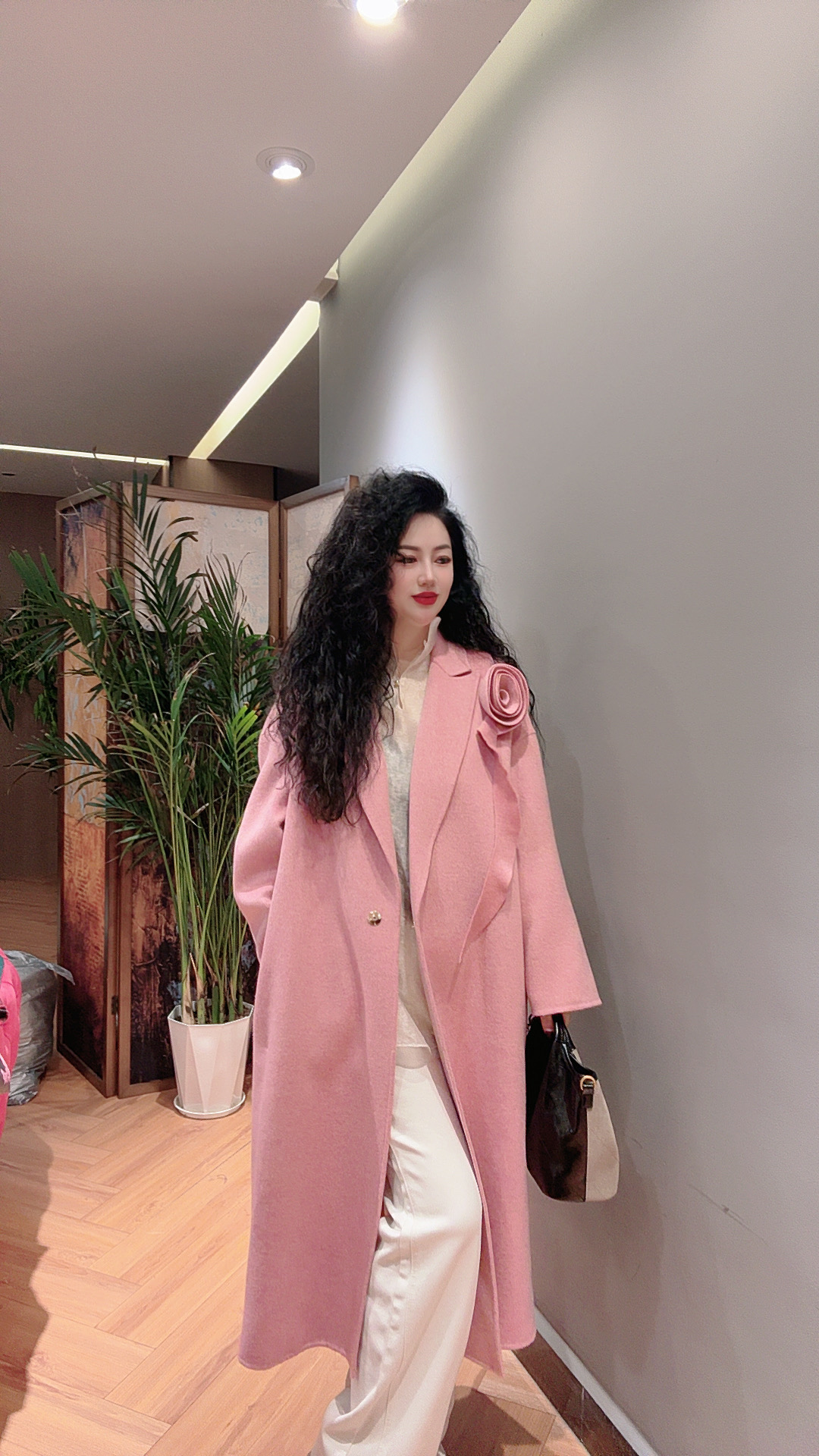 Chouduoduo伦敦往事秋冬立体花轻奢设计师绵羊毛中长款大衣外套