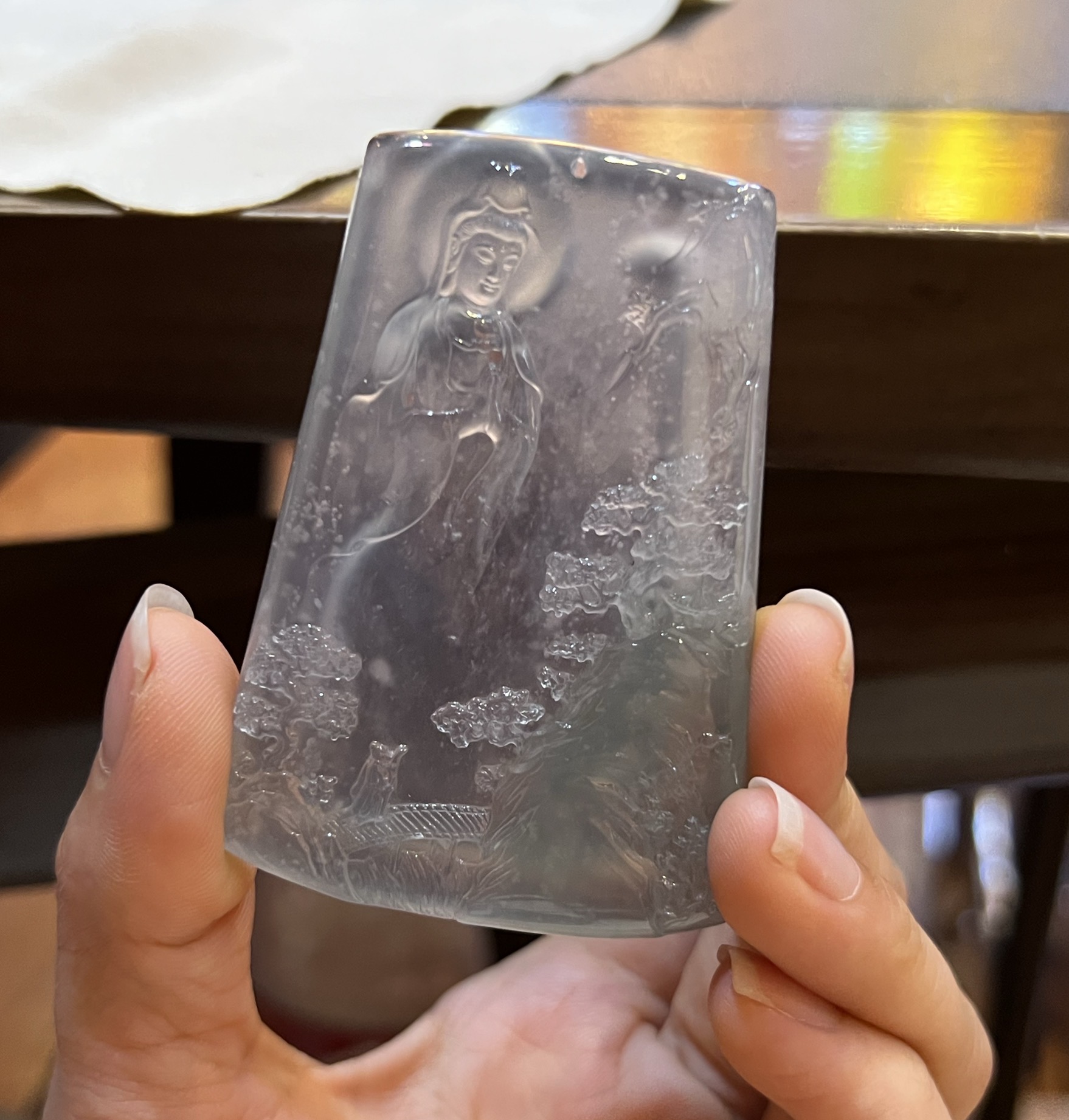 玻璃底金丝绿翡翠山水观音（尺寸：71-51-6.8）