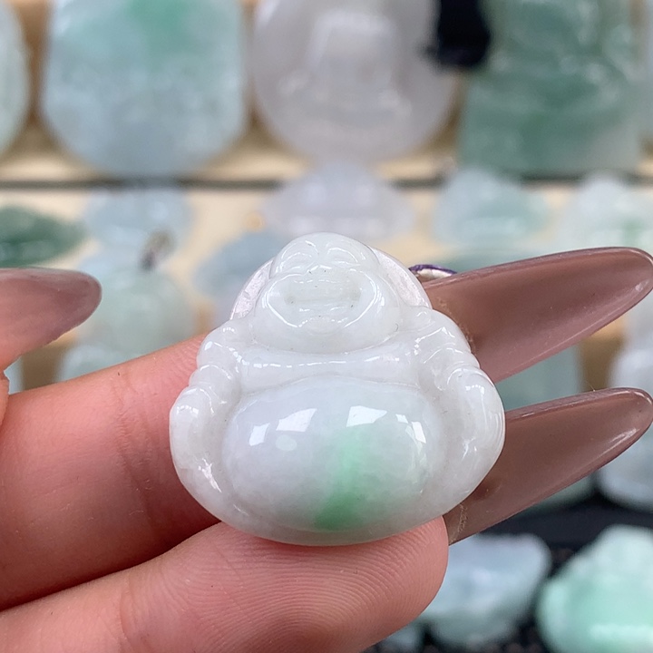 颈饰未镶嵌翡翠佛公