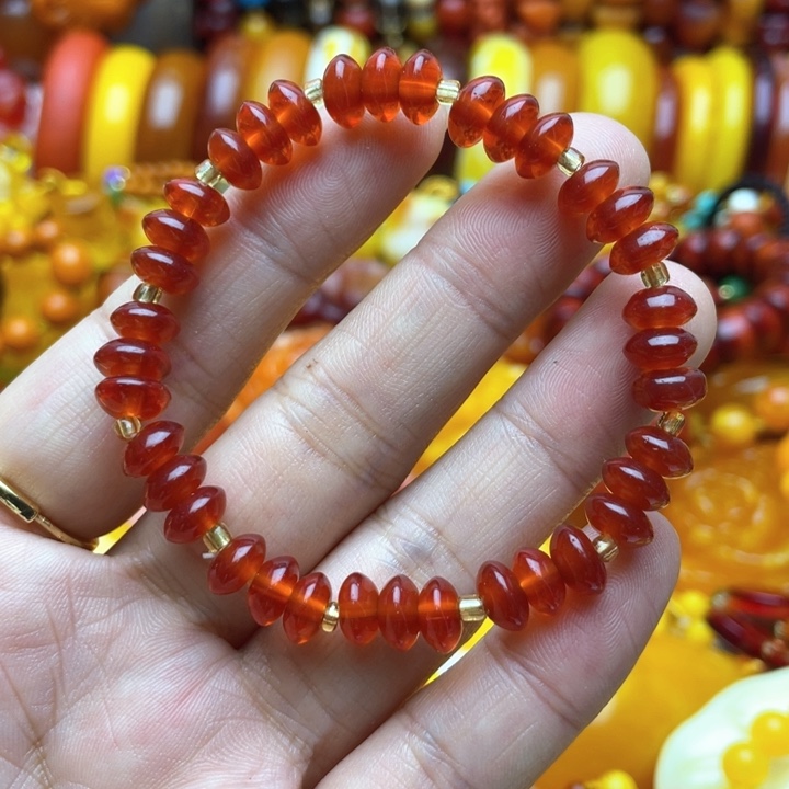 树脂制品3号红色手串