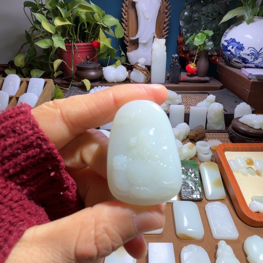 和田玉颈饰未镶嵌