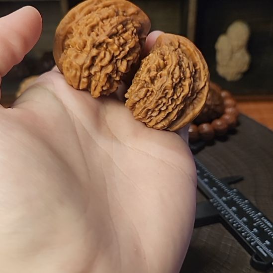 吊坠文玩核桃40座山雕