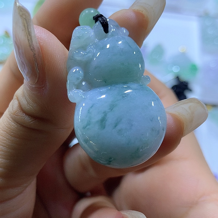 翡翠颈饰未镶嵌天然翡翠A货吊坠