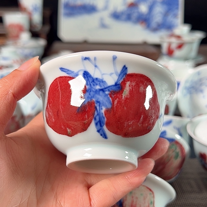 杯原矿青花釉里红瓷器