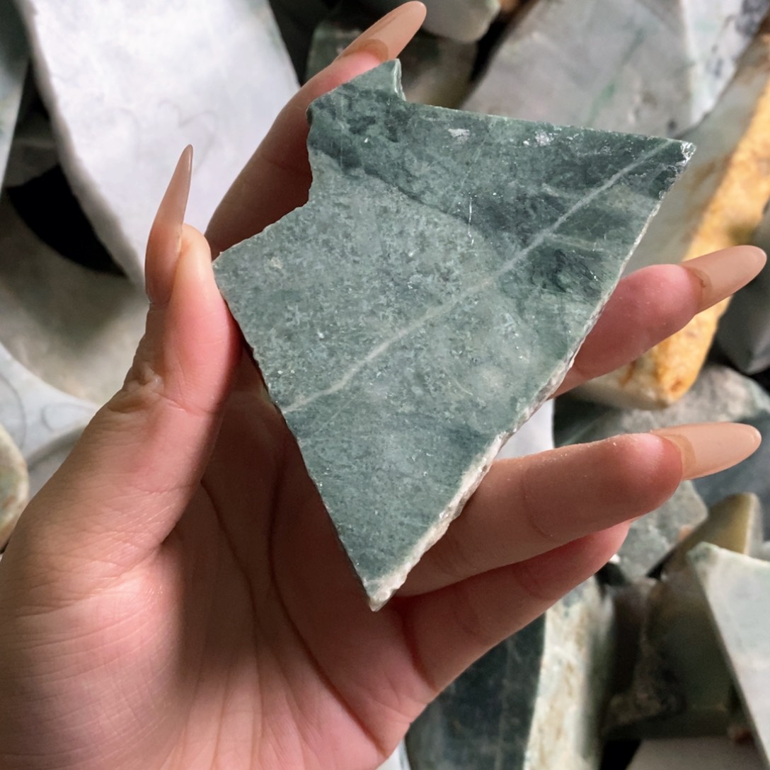 颈饰未镶嵌翡翠天然翡翠