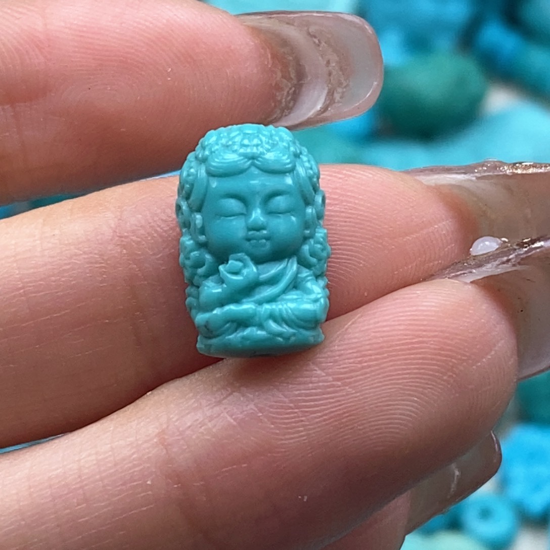 绿松石颈饰未镶嵌