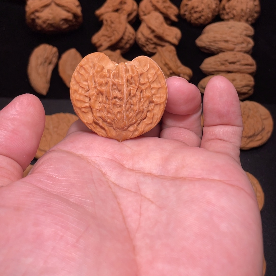 轻***z文玩核桃把件文玩核桃