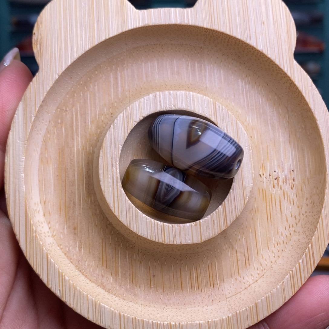 M***~玛瑙/玉髓未镶嵌珠宝半成品