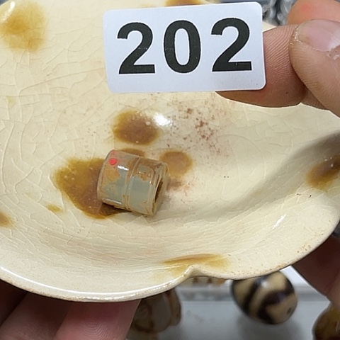 瓷片花*子瓷器是古代文化与古代