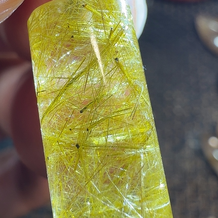潇***回未镶嵌颈饰水晶我