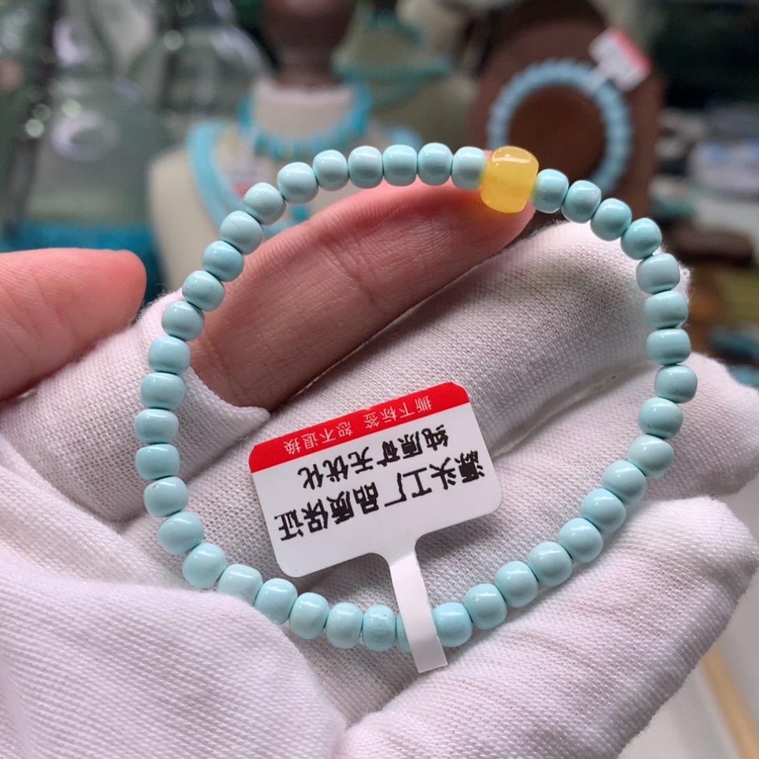 绿松石配饰未镶嵌