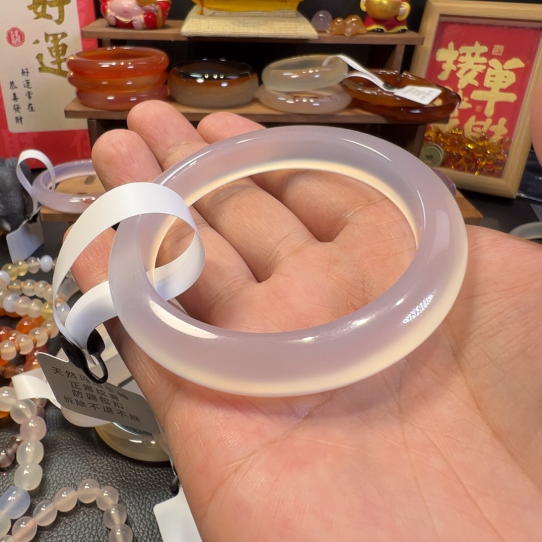 玛瑙/玉髓手镯未镶嵌无****╮