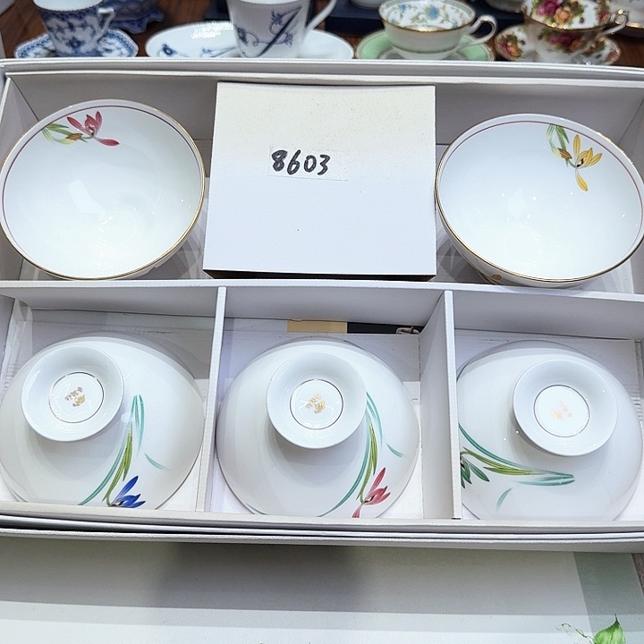 瓷片杯子杯子杯子水杯杯子水杯