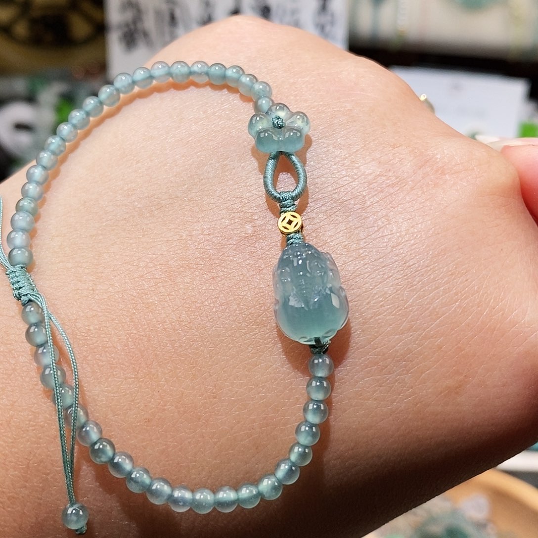 翡翠未镶嵌颈饰貔貅手链可调节