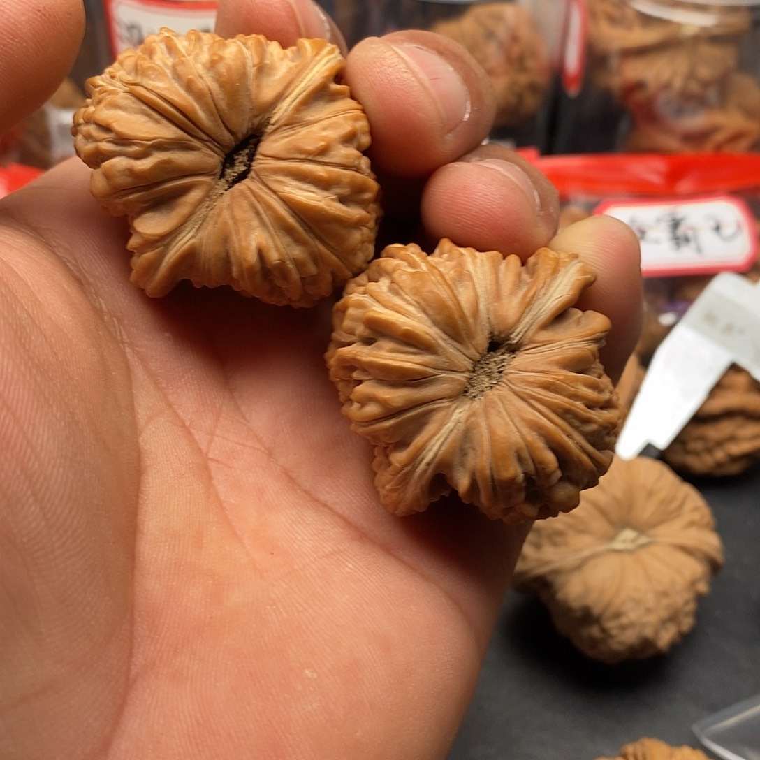 文玩核桃把件爱****佬桥楼41