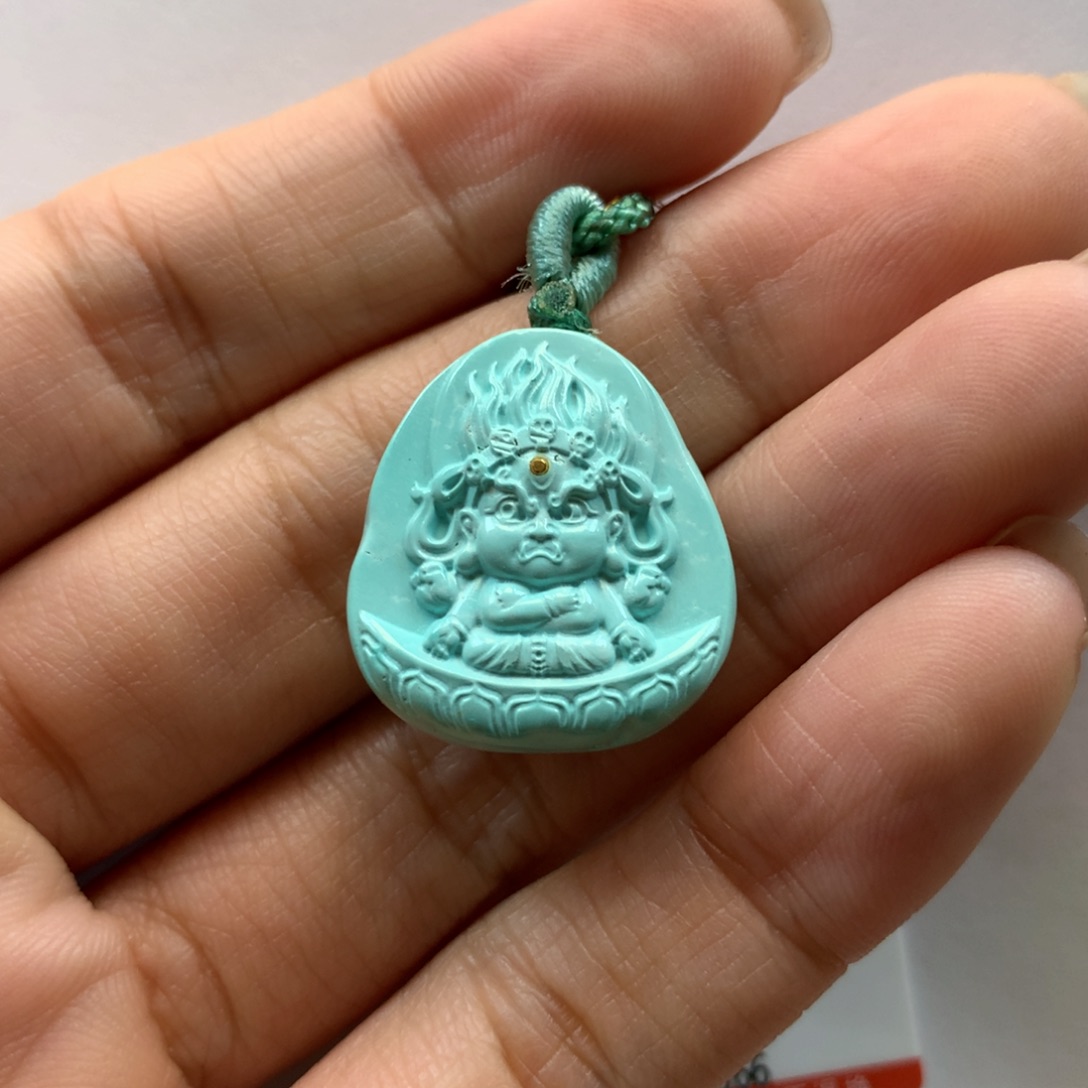 绿松石配饰未镶嵌