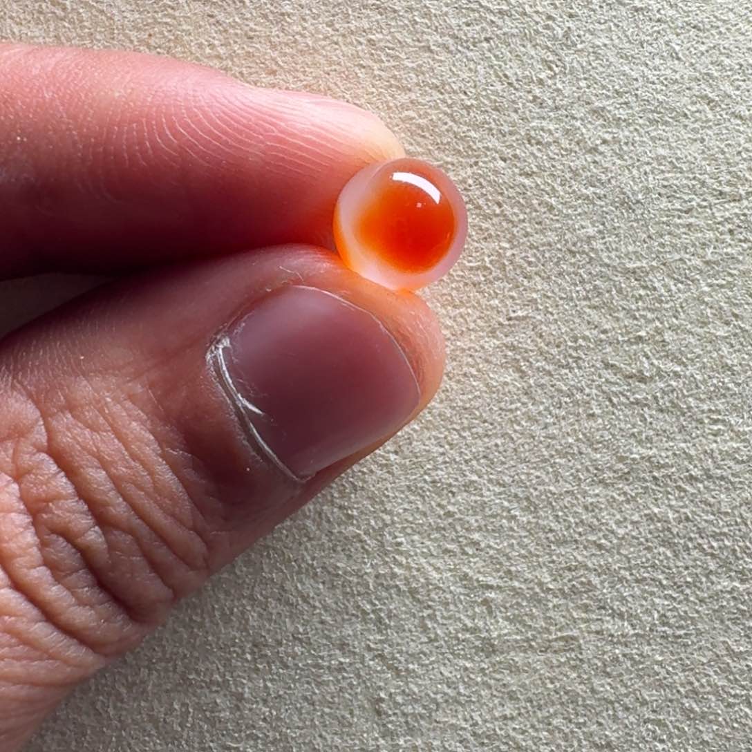 南红玛瑙干掌飘花圆珠未镶嵌