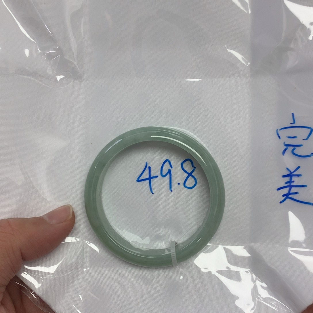 未镶嵌手镯翡翠天然缅甸翡翠手镯