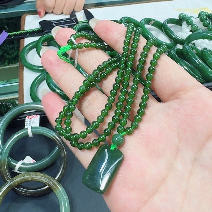 和田玉（碧玉）小米珠卡4套装未镶嵌