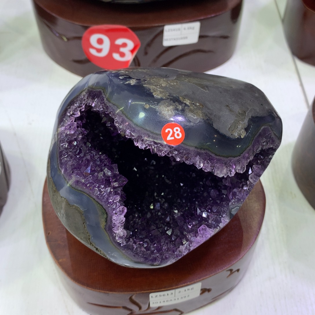 紫晶大型摆件（非配饰）未镶嵌