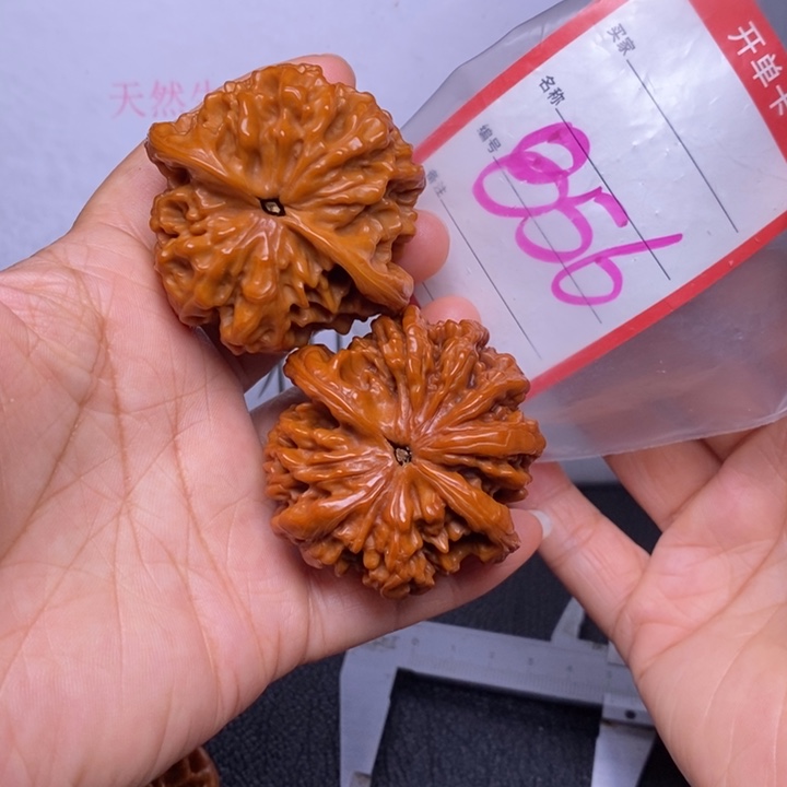 文玩核桃把件856，50官帽色差