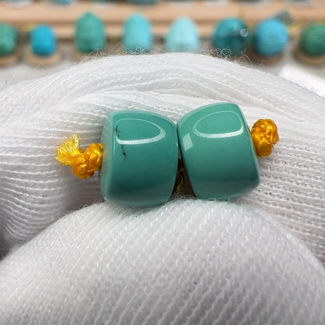 绿松石配饰未镶嵌