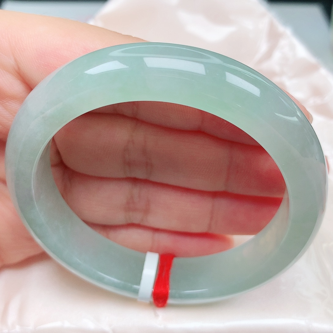 翡翠手镯未镶嵌30冰胶绿胶润