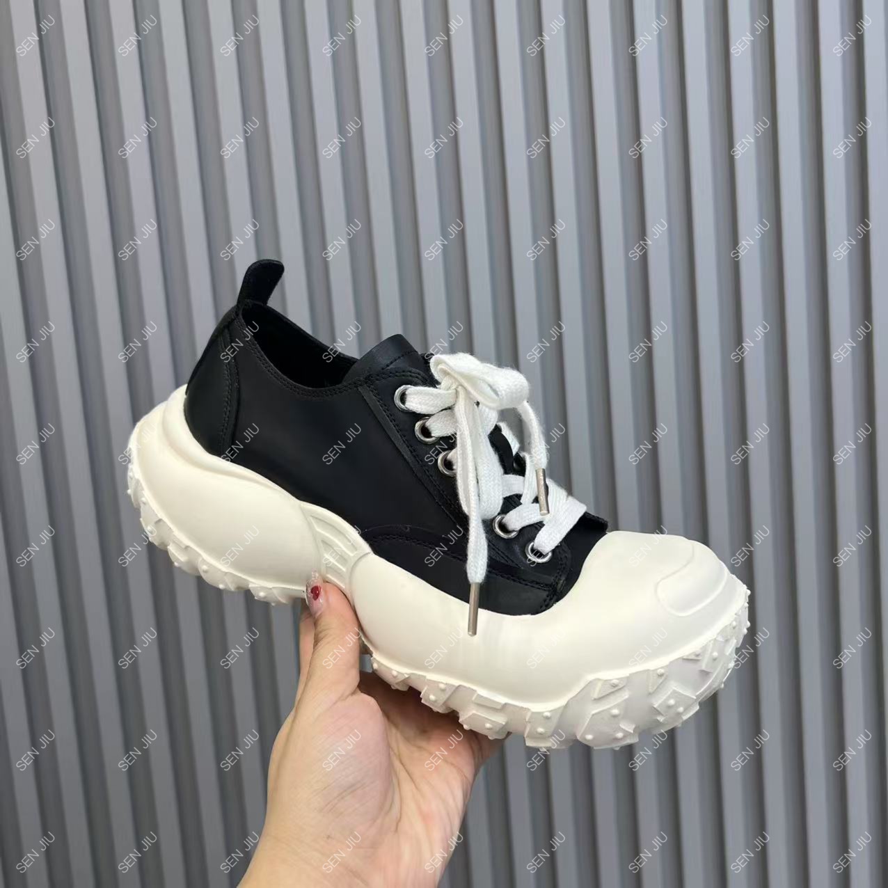 SEN JIU【森九】板鞋女欧货2025春季新款丑萌大头厚底休闲运动女鞋