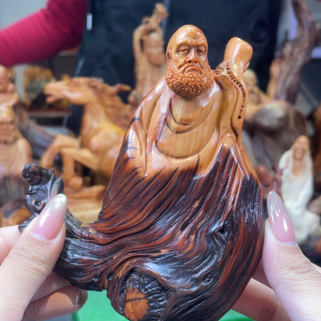 柏木（崖柏）。。。。。。