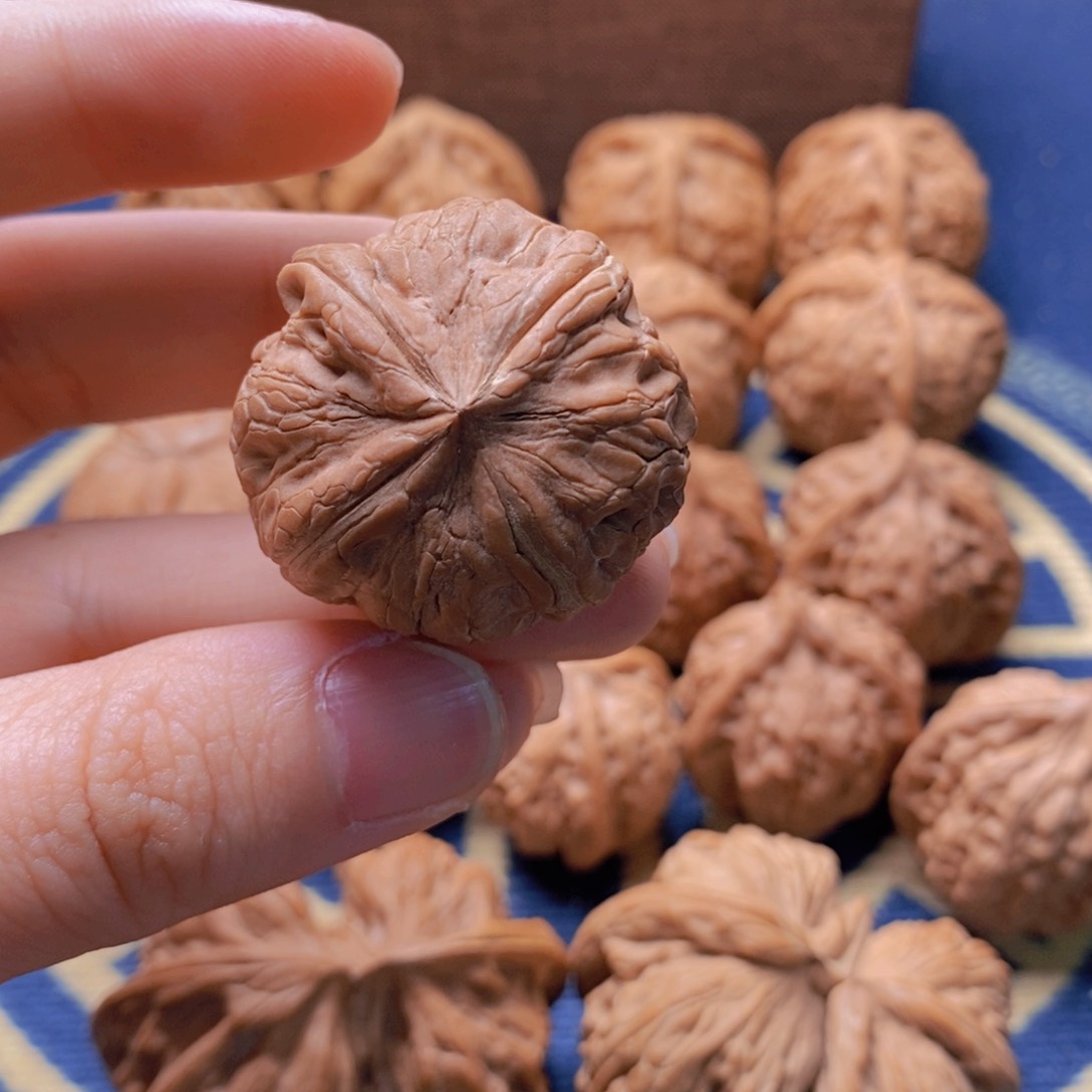 文玩核桃吊坠五*～文玩核桃手把件元宝四棱