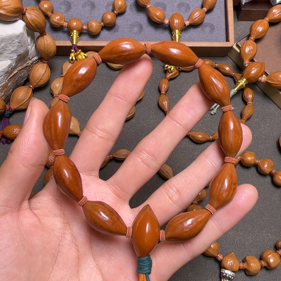 橄榄核手串/手链1.3鸡血红油核