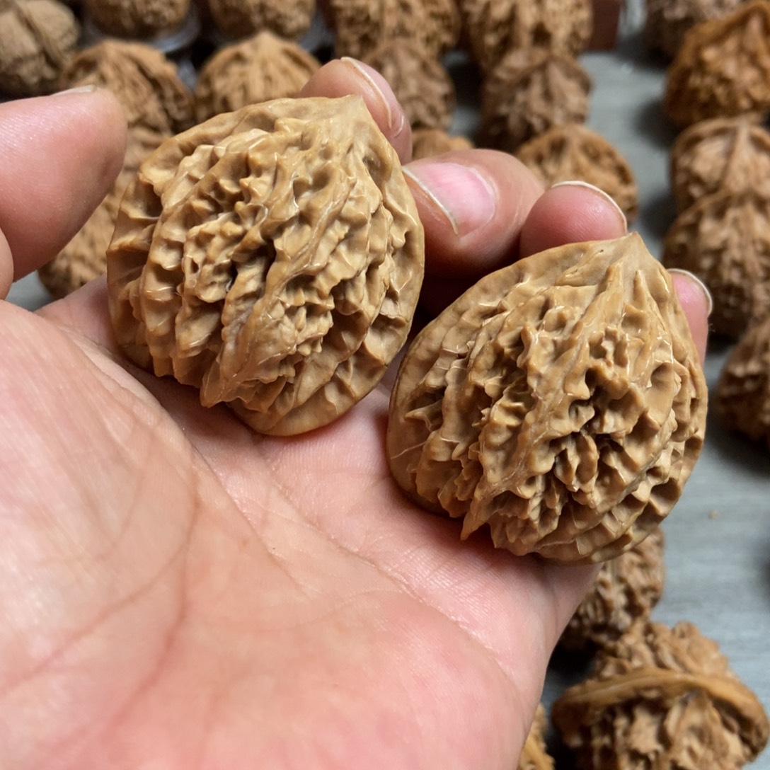 吊坠文玩核桃秦岭状元冠41尺福利