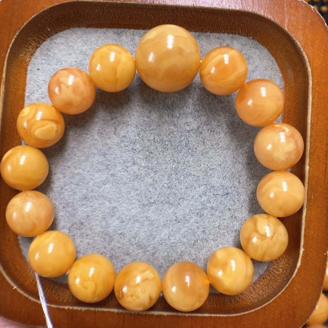 未镶嵌蜜蜡手串蜜蜡