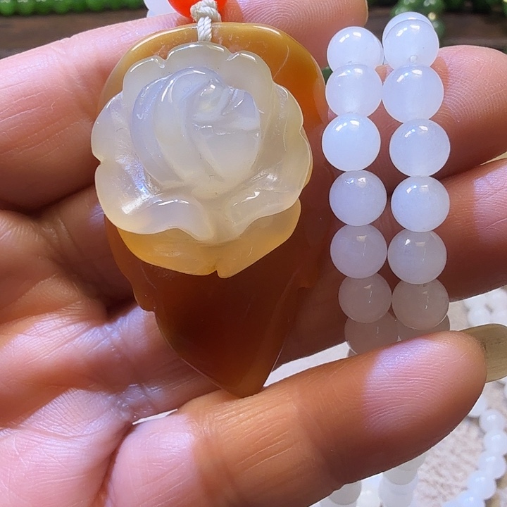 玛瑙/玉髓未镶嵌颈饰