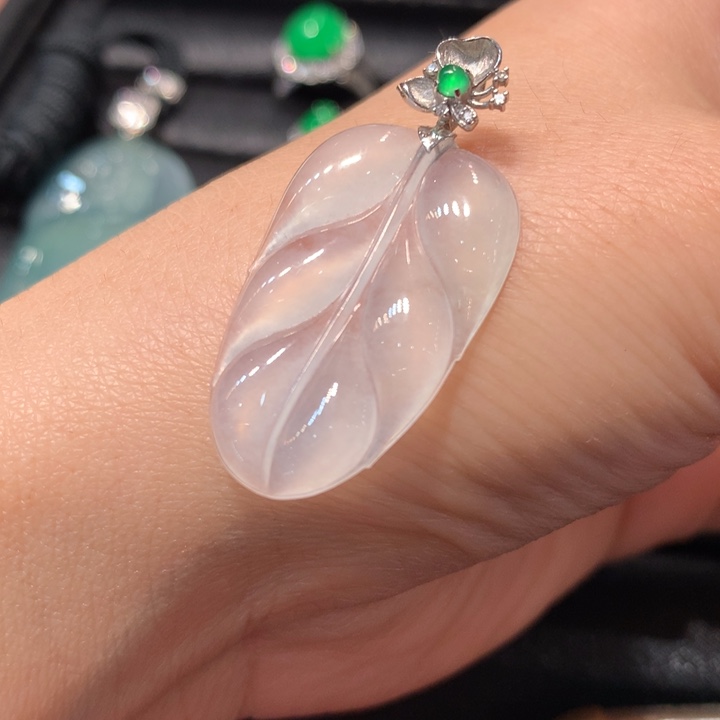 【闪购商品】翡翠颈饰18K金镶嵌翡翠