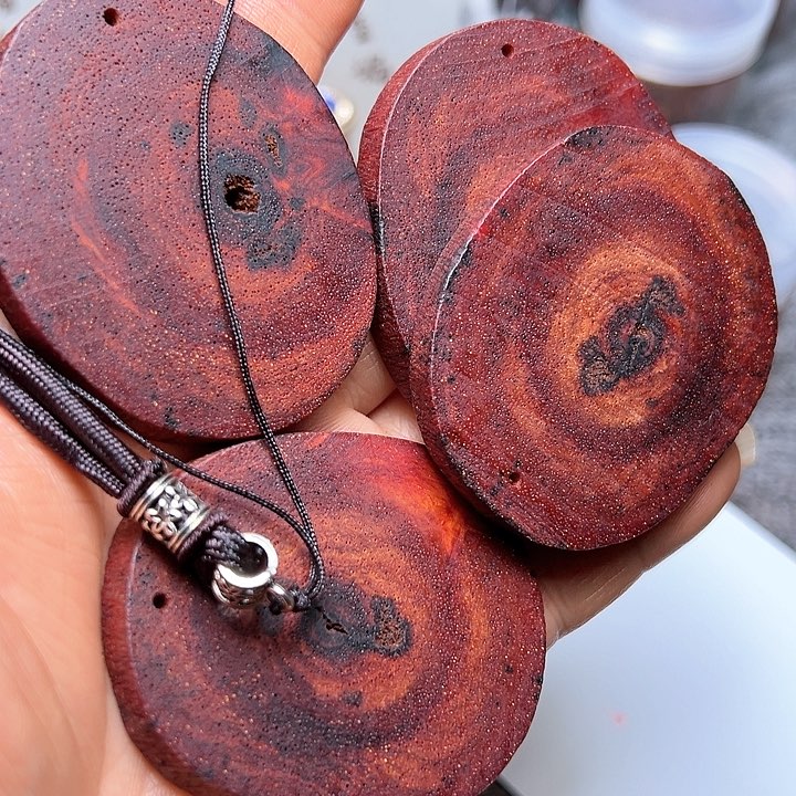 藤类降真香随形6.0左右红油黄金甲发其一j86