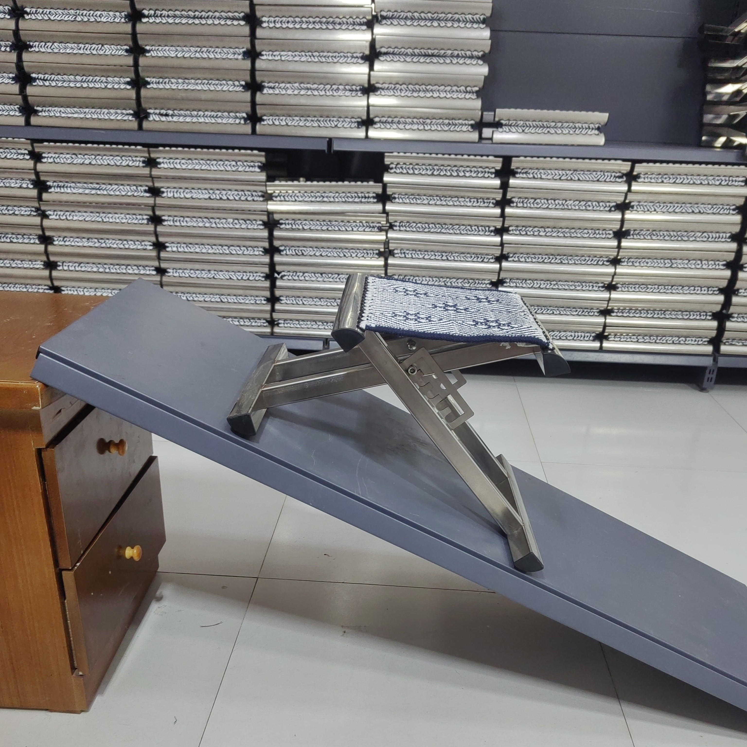 坡度调节全地形马扎凳