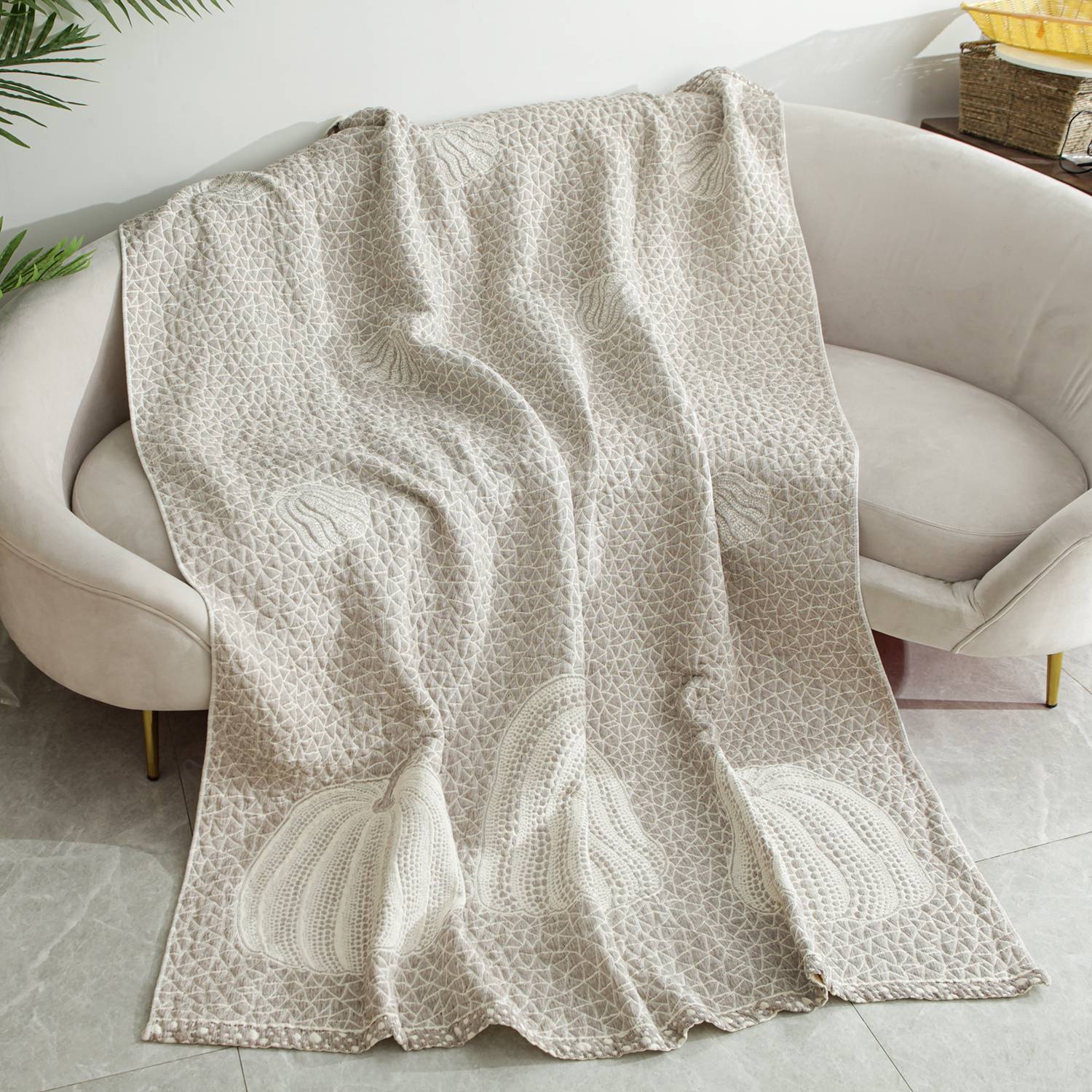 K251788 双面提花夹棉大床盖150*200cm