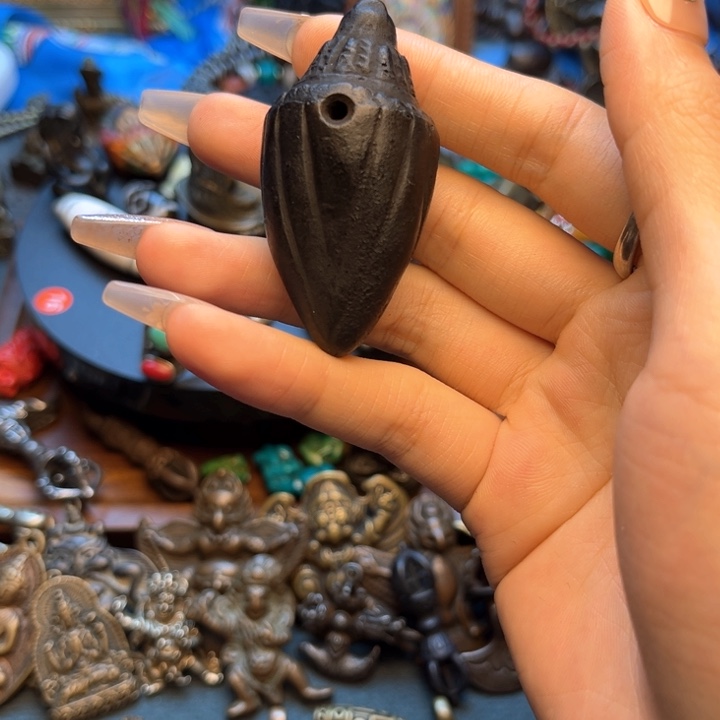 泥塑A****?闪价漏价一件