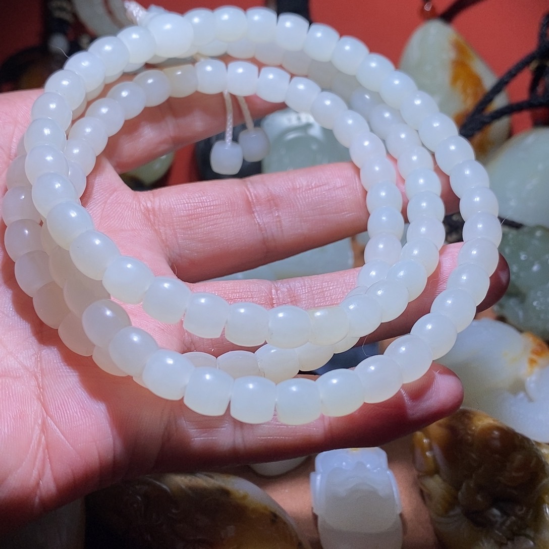 未镶嵌和田玉挂件状*狼