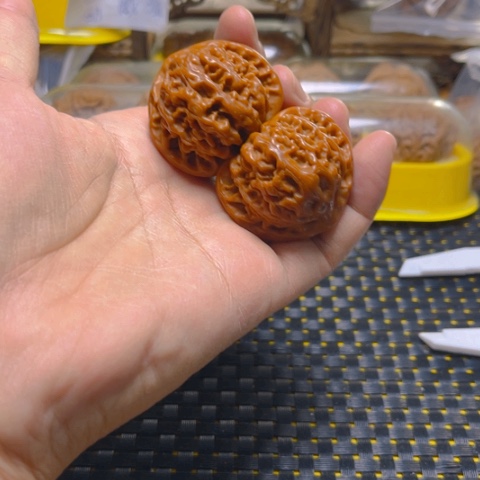 文玩核桃吊坠宫灯